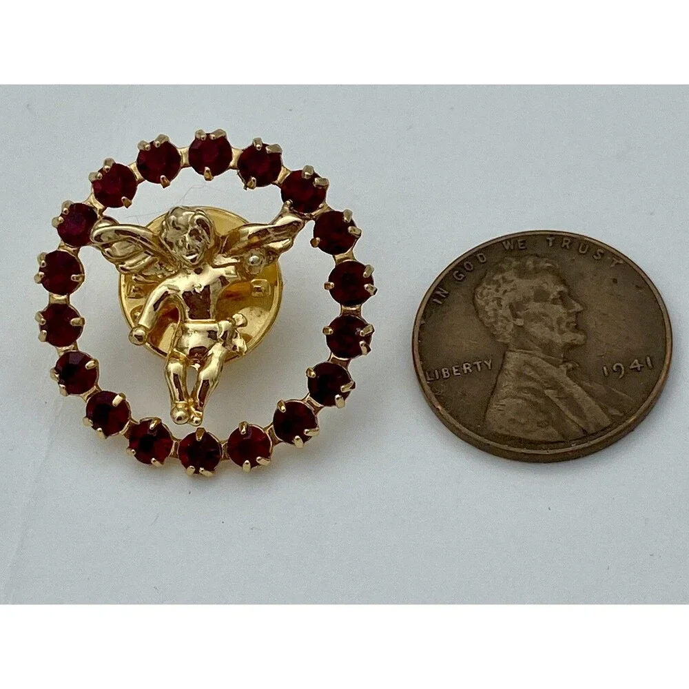 VTG Ballou Reg’d Guardian Angel/Cherub Gold Tone & Red Rhinestone Lapel Tack Pin